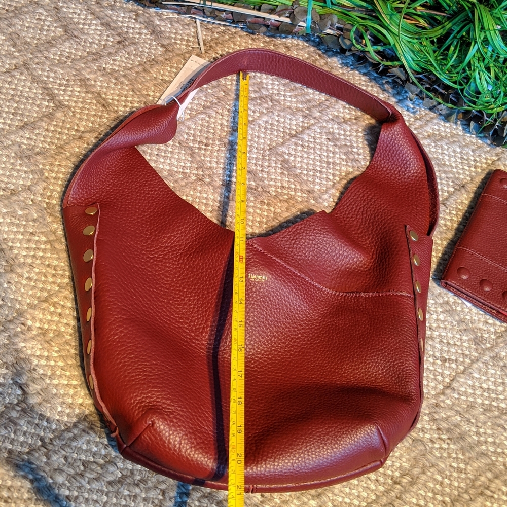 🛍️SOLD🛍️Hammitt crimson hobo and wallet set - Picture 5 of 8